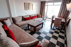 Charming 2-Bedroom Apartment with Direct sea view in Martil