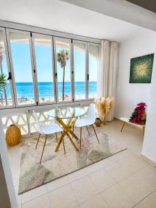 Doña Lola Beachfront Getaway
