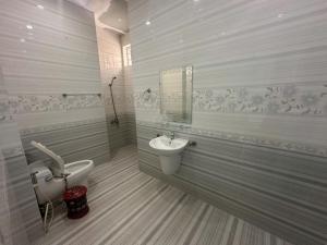 Homestay hồ bơi hoàng hoa thám vt