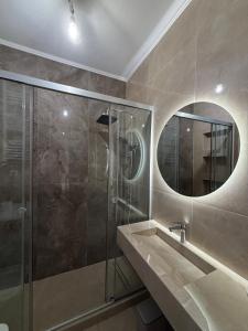 Aura Residence