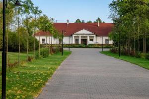 Sarlóspuszta Club Hotel
