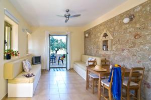 Amoni Holiday Homes Messinia Greece