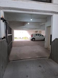 Aura 2 con cochera, balcón y gran ubicación
