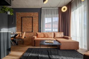 Imperial Residence, 6 Design Apartments 60m2, City Center, Terraces, AC, Parking