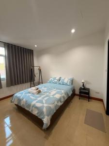 Hey! Home - Thalang