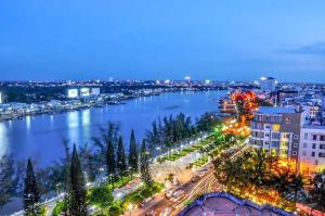 HOTEL THU NGUYEN - ngay BẾN NINH KIỀU & CHỢ ĐÊM