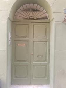 Garibaldi Guest House