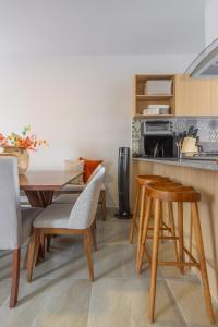 Casa Colorin by Cosmos Homes