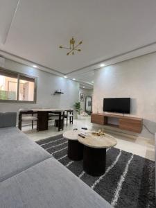 Luxury Apartment Terrace Fiber Optic 7 min to Gueliz