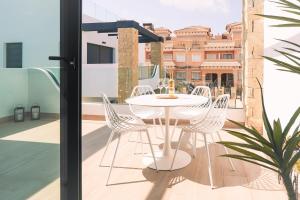 Penthouse with rooftop Terrace, pool & Jacuzzi