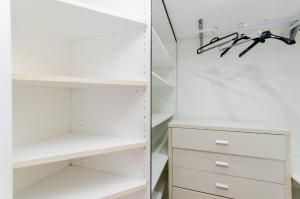 Lugano Home, alle porte del centro di Milano, grazioso appartamento nuovo con balcone esterno privato