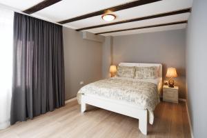 Valmont Lodge