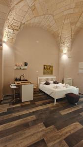 Elysia Apartment con Jacuzzi - Centro Brindisi