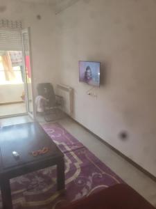 F2 for rent