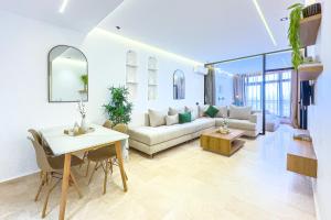 19 - Wintering, NEW 2-bedroom apartment, Pool & Security