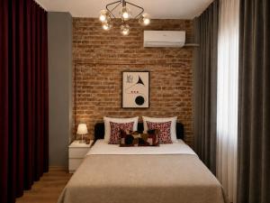 Designer Apartment - AC - Balcony - Walk to Taksim