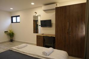 Serene by the River 4BHK Apartment in Koregaon Park
