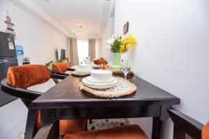 Elegant 2 bedroom Apartment Meteor Gardens Kilimani, Next to Malls and Shopping center