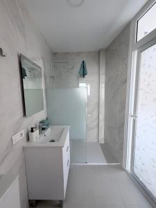 Central Room Los Cristianos
