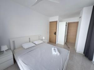 Central Room Los Cristianos