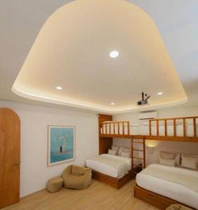 Grand De Raj Villas