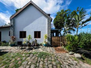 English cottage by Sun and Moon 5mins away twinlakes