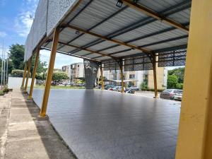 Habitación Comoda amoblada