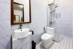 Urbanview Hotel near Simpang Lagoi Bintan