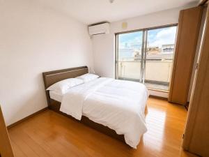 Kyoharu Stay a quiet house with direct access to Namba and Umeda Convenience store 30 seconds away on foot