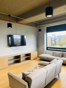 Moderno apartamento con hermosa vista a la montaña