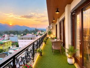 The Himalayan Crown 6BHK Penthouse