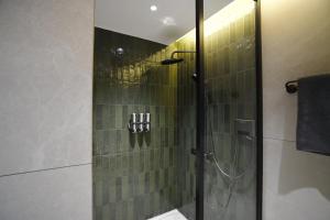 Haven II - Elegant Loft Next to the Shangri-la