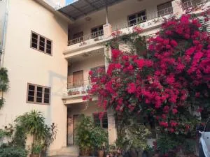 霹卡公寓式酒店 - 乌隆他尼