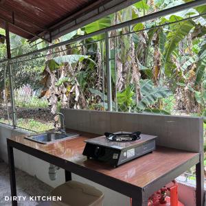 Turtle Nest Guest House - Anatahan Villa