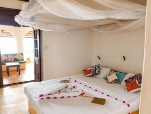 Samaki mbili house