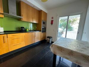 Fantastic 2 Bedroom near beach