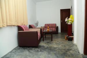 Four season Guest house