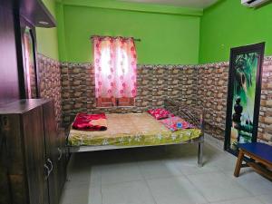 SPOT ON Hotel Swapno Nir