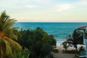 Four season Guest house