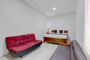 OYO 95374 Omah Ngentak Family Guest House