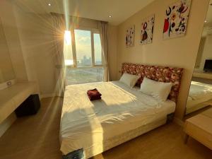 2BR Seaview Best Location A Pattaya Gem