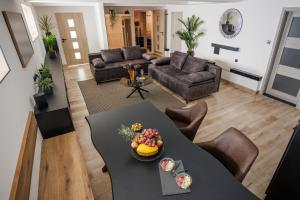 Nero & Cognac Suite - Prague 4