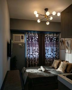 Cozy High-Rise Studio City Views Manila