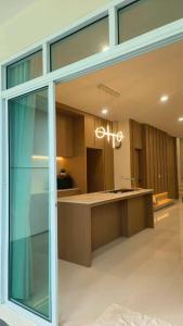 The One Townhome Ubon Ratchatani Bus Terminal