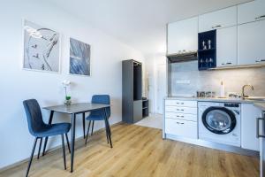 Sapphire Horizon Apartment - Parking & Balcony