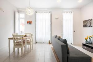 Ruzafa apartment with a hot tub