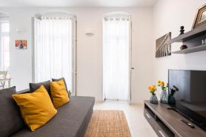 Ruzafa apartment with a hot tub