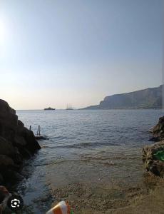 Mondello Holiday Wild Ashur beachfront