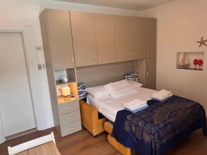 Mondello Holiday Wild Ashur beachfront