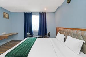 FabHotel Urban Haven